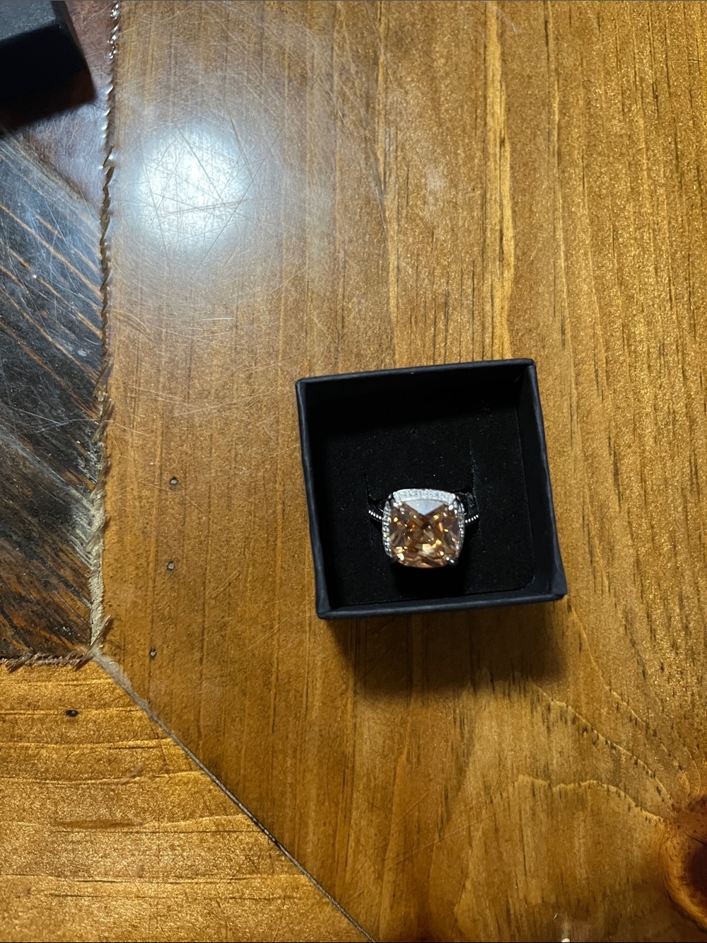 Sterling silver ring with gorgeous peach stone. Square cut. 925. 
Size 9